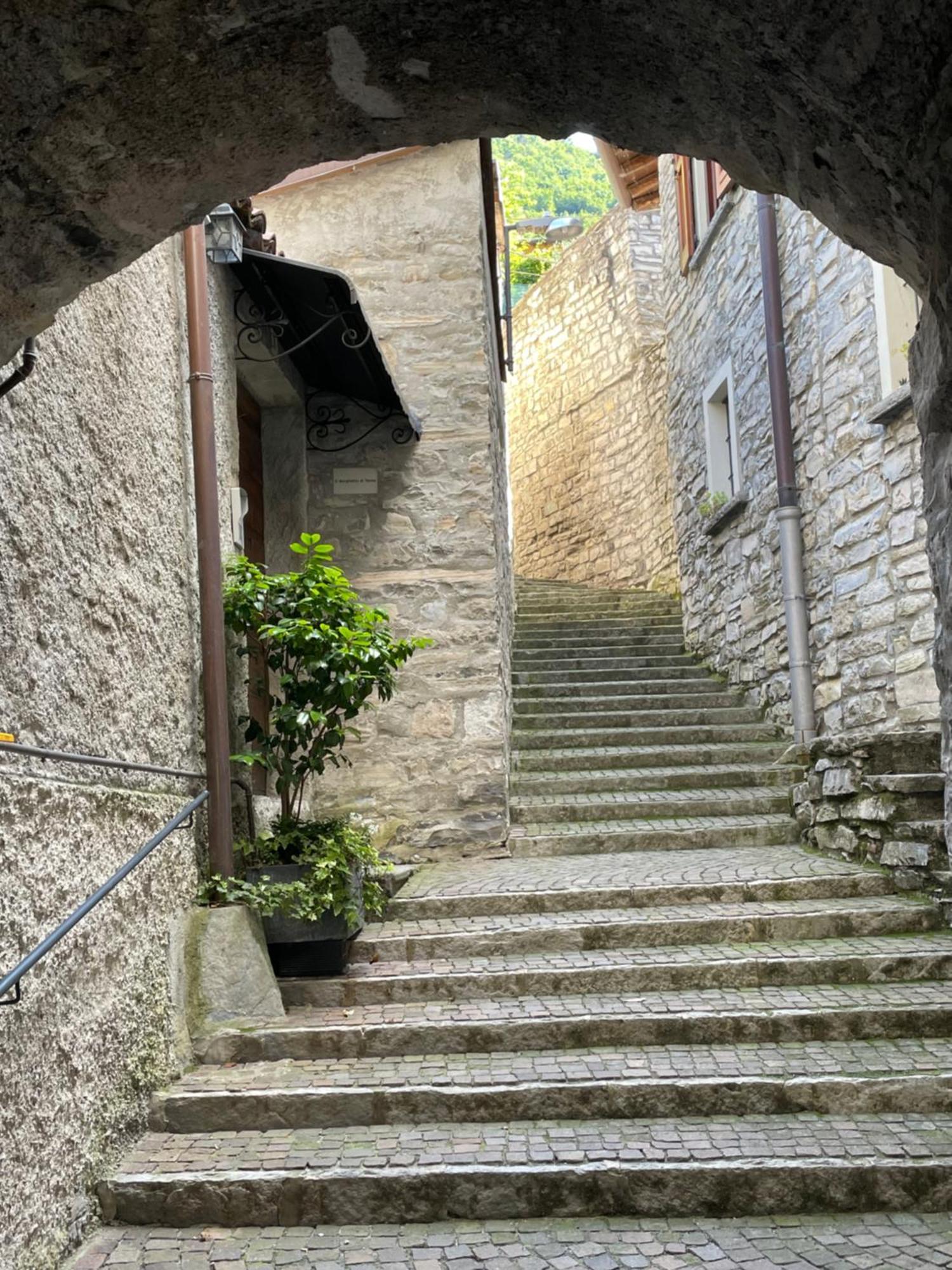 Apartmán Il Borghetto Di Torno Exteriér fotografie